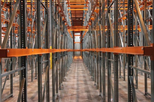 Manufacturing Racking Line Workers Industrial Storage Products & Racking Systems | Bulldog Rack Company